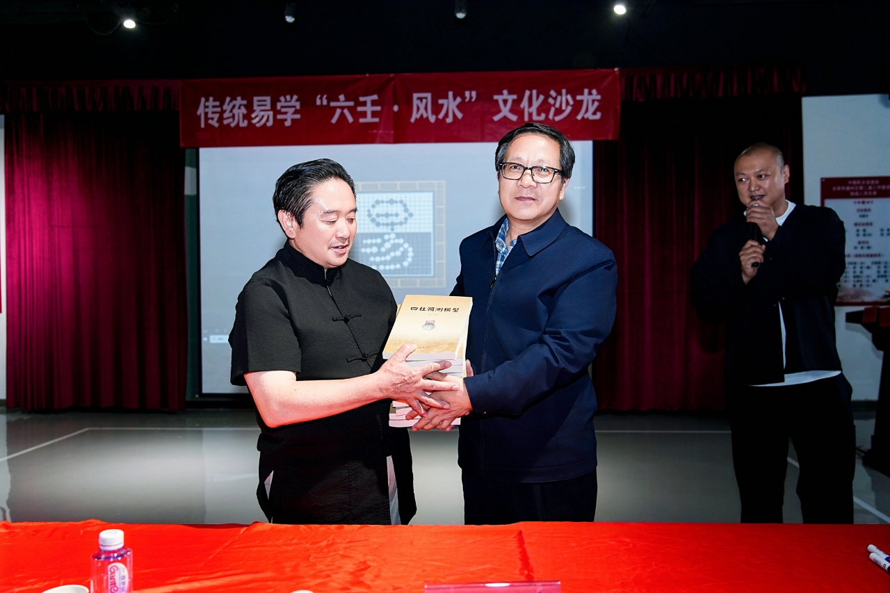 1760118080963972.jpg 1760118080963972.jpg